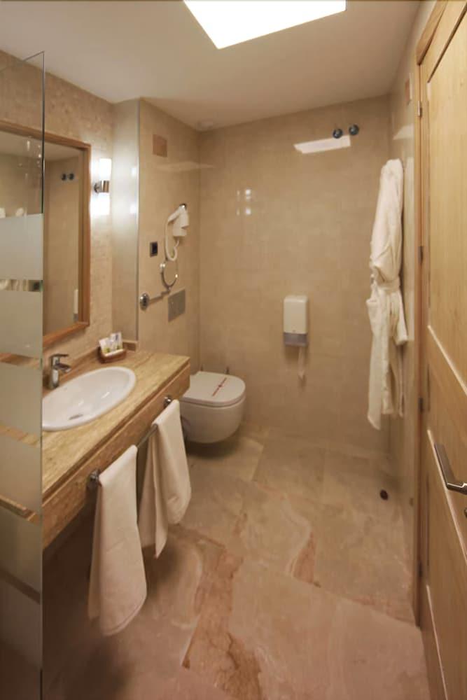 Las mejores ofertas de HOTEL CASA CONSISTORIAL Fuengirola