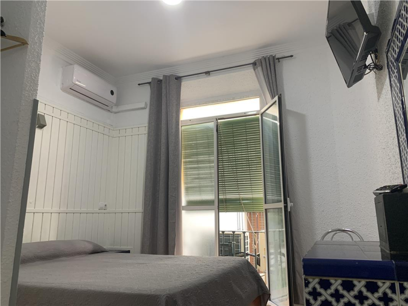 Las mejores ofertas de Hostal Alcobia Sevilla