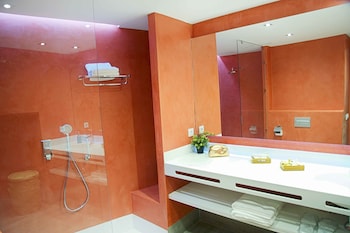 Las mejores ofertas de OVERLAND SUITES CATEDRAL Sevilla