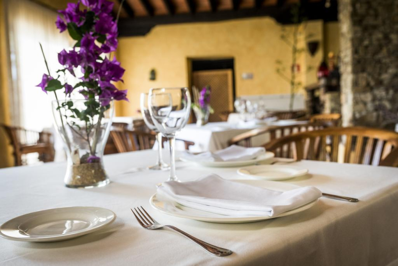 Las mejores ofertas de HOTEL EL CORTIJO DE ZAHARA Zahara de los Atunes