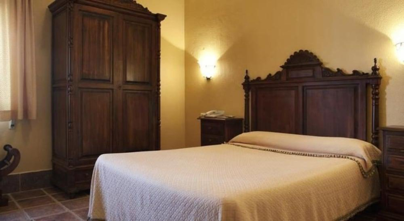 Las mejores ofertas de Hospedería Santiago Chiclana de la Frontera