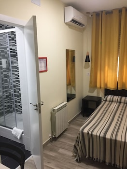 Las mejores ofertas de JQC ROOMS Madrid