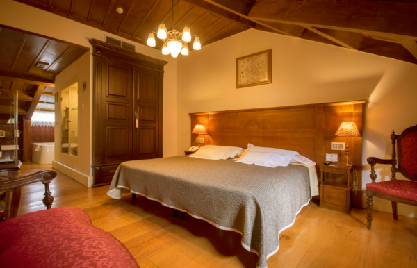 Las mejores ofertas de Hotel Monumento Pazo de Orbán e Sangro Lugo