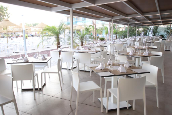 Las mejores ofertas de Hotel Roquetas El Palmeral by Pierre & Vacances Roquetas De Mar 