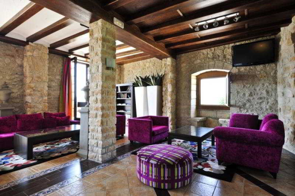 Las mejores ofertas de Palacio Dos Olivos GALDEANO