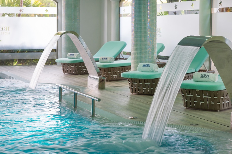 Las mejores ofertas de IBEROSTAR SELECTION ANDALUCIA PLAYA Chiclana de la Frontera
