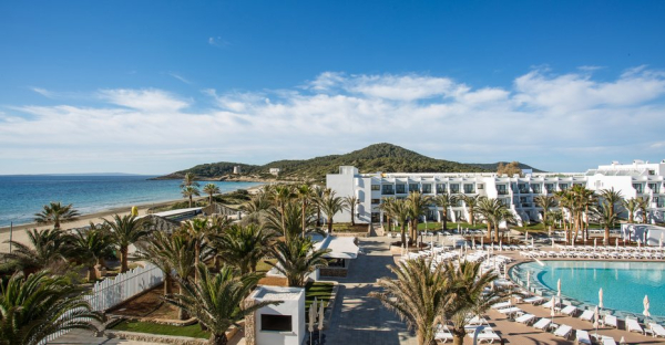 Las mejores ofertas de GRAND PALLADIUM WHITE ISLAND RESORT & SPA Ibiza