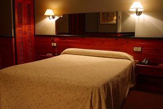 Las mejores ofertas de HOTEL CITY HOUSE LAS LOMAS Oviedo