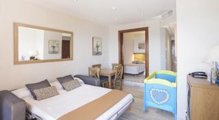 Las mejores ofertas de HOTEL SUNSET BEACH CLUB APTOS Benalmádena
