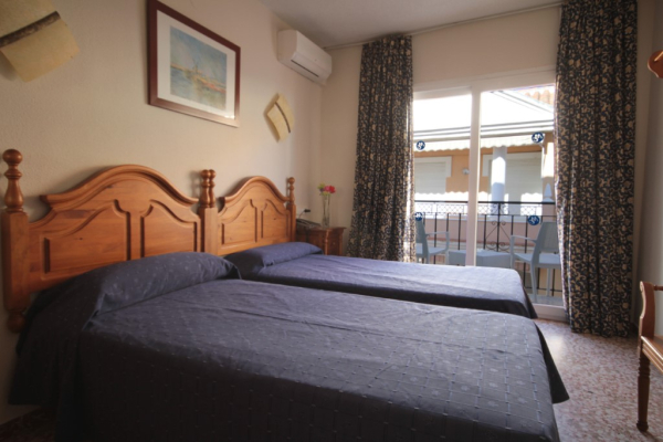 Las mejores ofertas de MEDITERRANEO CARIHUELA HOTEL Torremolinos