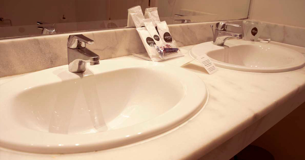 Las mejores ofertas de Hotel Vertice Chipiona Mar Chipiona