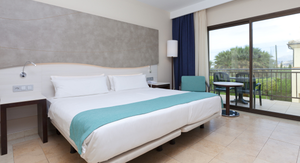 Las mejores ofertas de Impressive Playa Granada Golf Motril