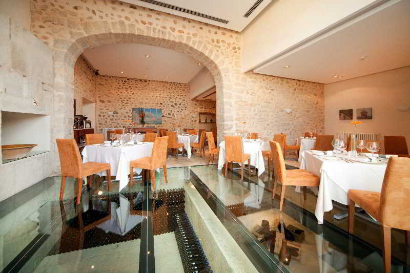 Sa Cabana Hotel and Spa