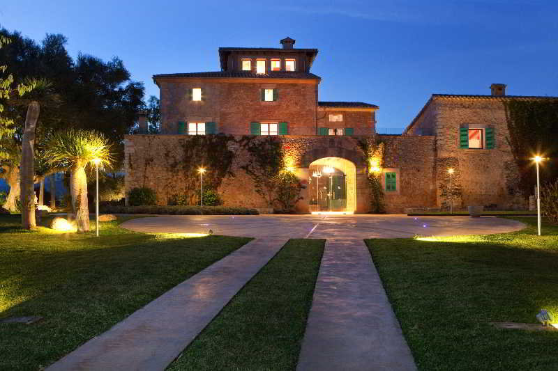 Sa Cabana Hotel and Spa