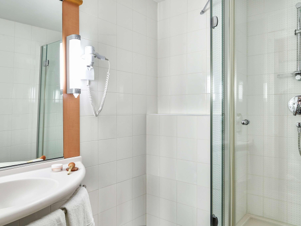 Las mejores ofertas de Ibis Barcelona Centro (Sagrada Familia) Barcelona