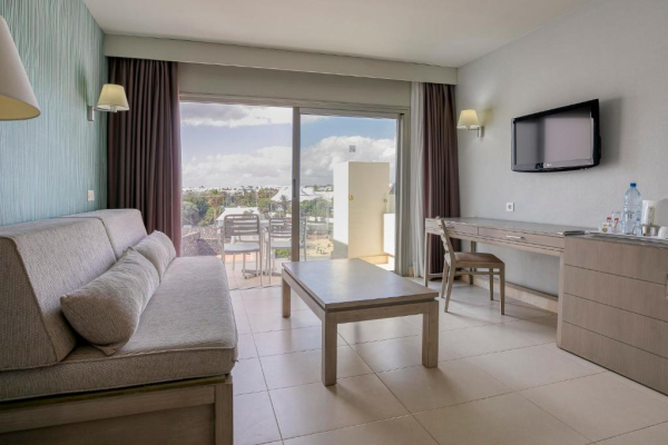 Las mejores ofertas de HD Beach Resort Puerto del Carmen