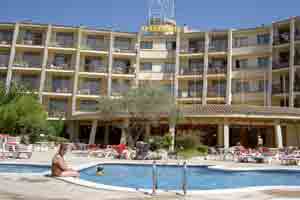 Las mejores ofertas de Apart-hotel GHT Tossa Park Lloret De Mar