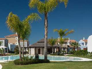 Las mejores ofertas de CORTIJO DEL MAR RESORT Estepona