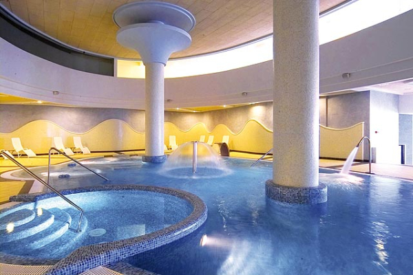 Las mejores ofertas de R2 Pájara Beach Hotel & Spa Costa Calma