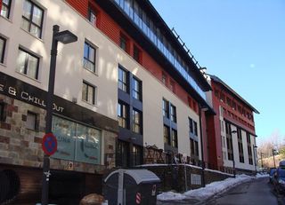 Las mejores ofertas de NIEVEMAR EDIFICIO MONTE GORBEA Sierra Nevada Pradollano