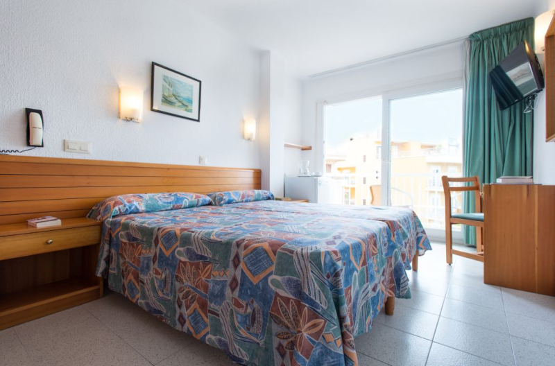 HOSTAL RESIDENCIA SUTIMAR