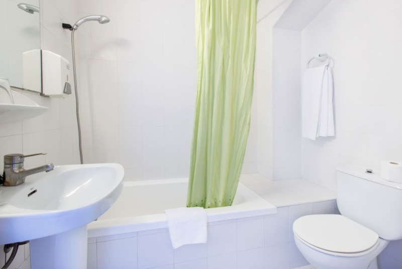 HOSTAL RESIDENCIA SUTIMAR