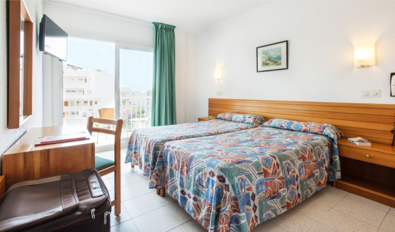 HOSTAL RESIDENCIA SUTIMAR