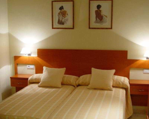 Las mejores ofertas de HOSTAL FORUM Villa Del Río