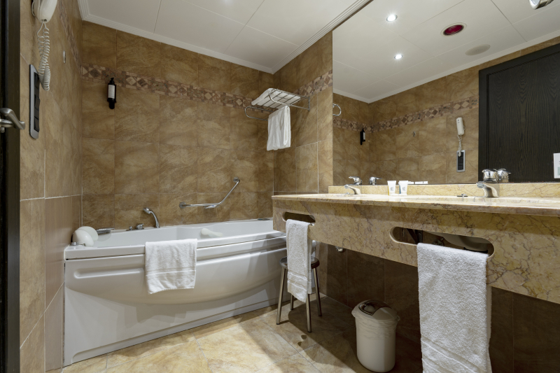 Las mejores ofertas de MAGIC BALNEARIO Oropesa