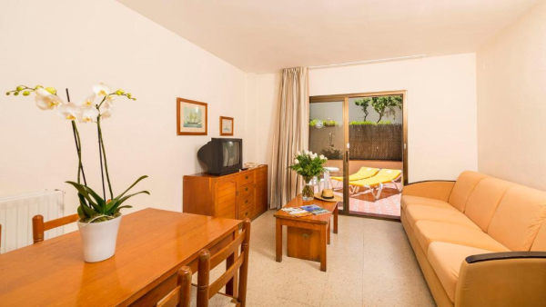 Las mejores ofertas de Apartamentos Guitart Lloret De Mar