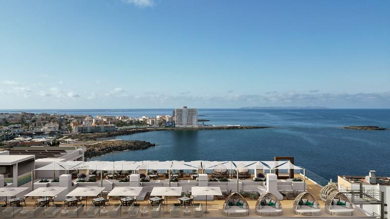 UNIVERSAL HOTEL ROMANTICA