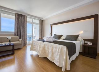 Las mejores ofertas de HOTEL HIPOTELS EUROTEL PUNTA ROTJA Cala Millor
