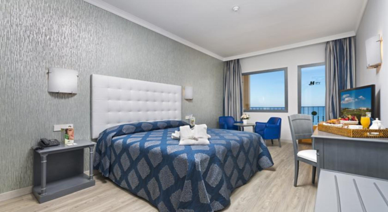 Las mejores ofertas de Hotel IPV Palace & Spa Fuengirola