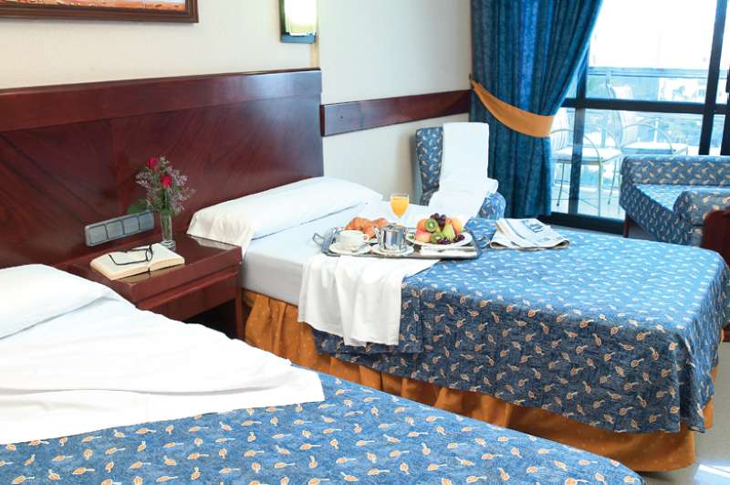 Las mejores ofertas de MARINA HOTEL Es Mercadal