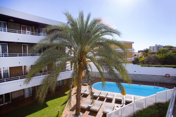 Las mejores ofertas de Apartamentos Jacarandas Playa del Inglés