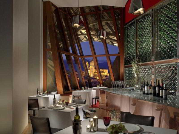 Las mejores ofertas de Hotel Marques De Riscal, A Luxury Collection Hotel Elciego