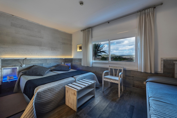 Las mejores ofertas de Lux Isla Platja de Talamanca