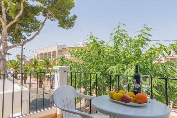 Las mejores ofertas de HOSTAL TALAMANCA Platja de Talamanca