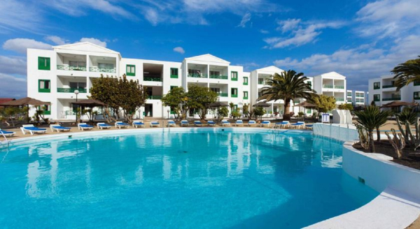 Las mejores ofertas de BLUESEA Apartamentos Costa Teguise Beach Costa Teguise