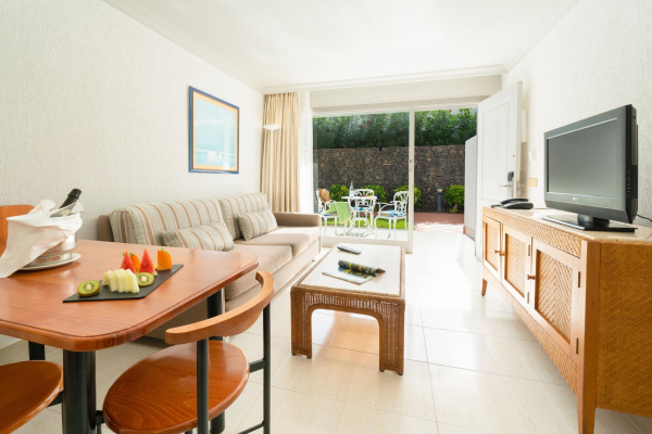 Las mejores ofertas de Plus Fariones Apartamentos Puerto del Carmen