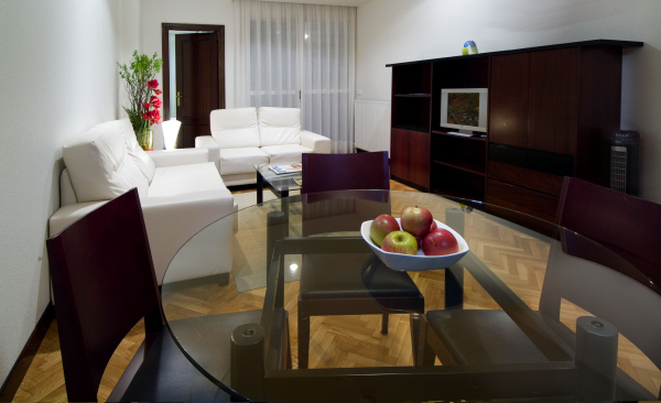 Las mejores ofertas de Apartamentos Mendebaldea Suites Pamplona