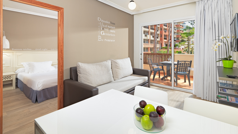 Las mejores ofertas de H10 Mediterranean Village Salou