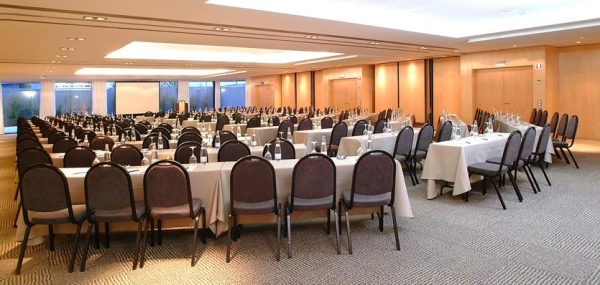 Las mejores ofertas de INNSiDE Barcelona Aeropuerto Barcelona