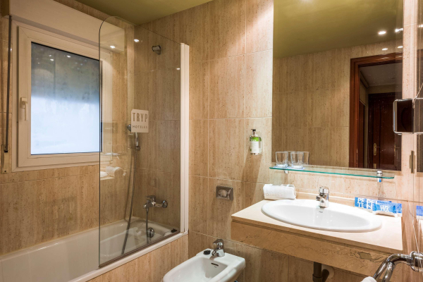 Las mejores ofertas de TRYP Valladolid Sofia Parquesol Hotel Valladolid