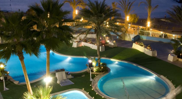 Las mejores ofertas de Blau Park Bahía de San Antonio