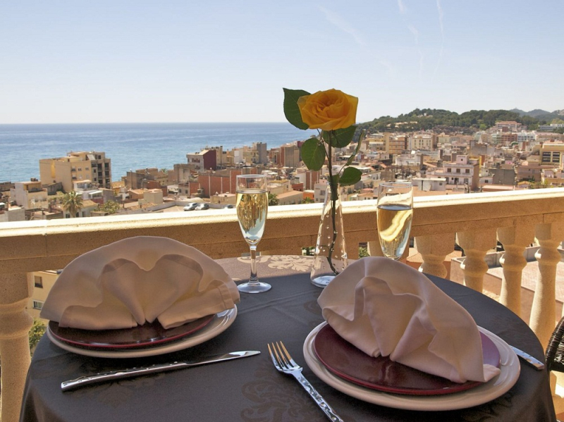 Las mejores ofertas de Alba Seleqtta Hotel Spa Resort Lloret De Mar