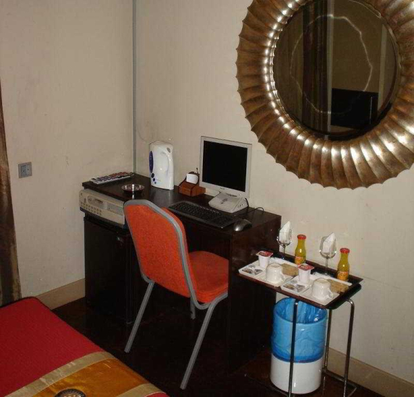 Las mejores ofertas de GAY PENSION MADRID HOUSE Madrid