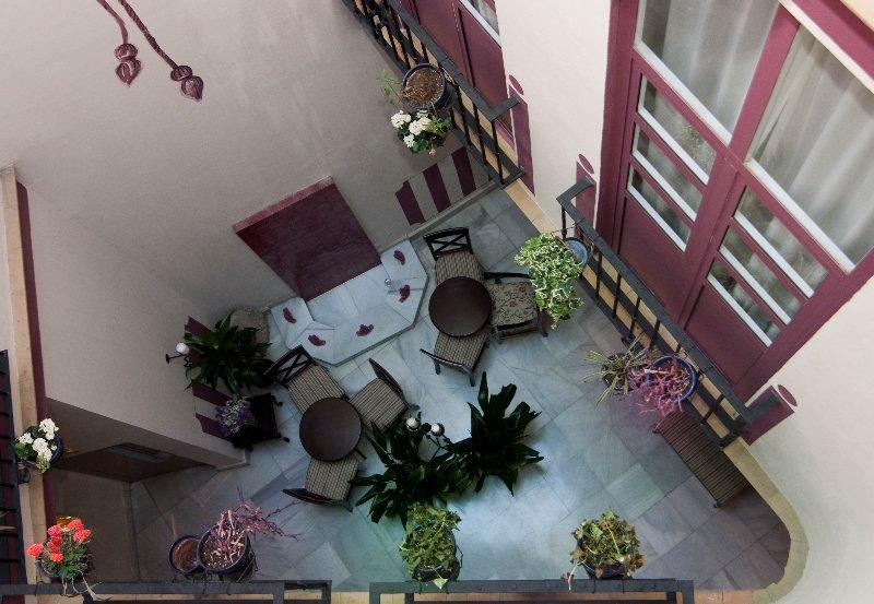 Las mejores ofertas de Callejon del Agua Sevilla