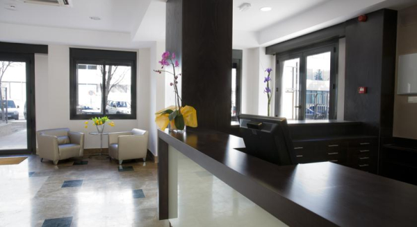 Las mejores ofertas de Aparthotel Compostela Suites Madrid