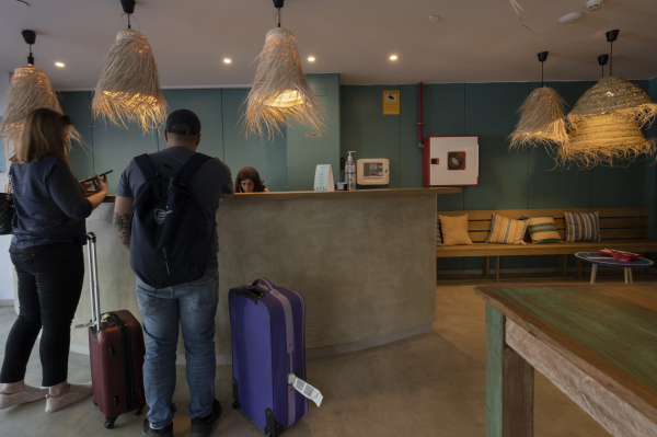 Las mejores ofertas de Yomo Hostal Bcn Port Barcelona